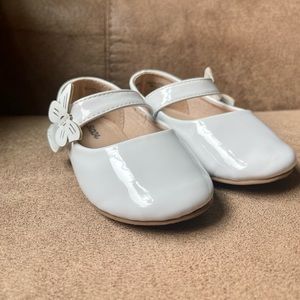 Toddler’s/Children’s White Dress Shoes (8M)